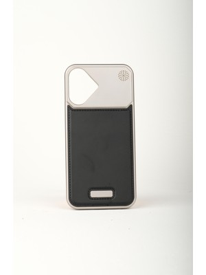 Watch of Royal Therock iPhone 16 Siyah Magsafe Özellikli Alüminyum Alaşımlı Hakiki Deri,kokulu Metal Kızaklı Telefon Kılıfı