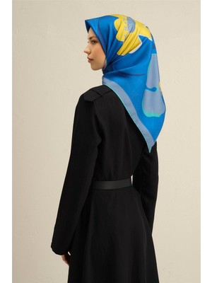Armine Çiçek Desenli Saf İpek Twill Eşarp 9317D 84