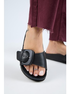 Manijero (Alandra 2 ) Kadın  Deri Tek Tokalı Siyah Terlik