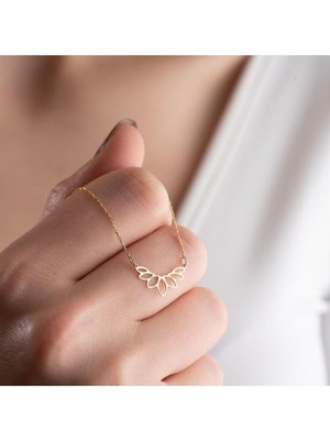 925 Ayar Gümüş Tasarım Lotus Kolye