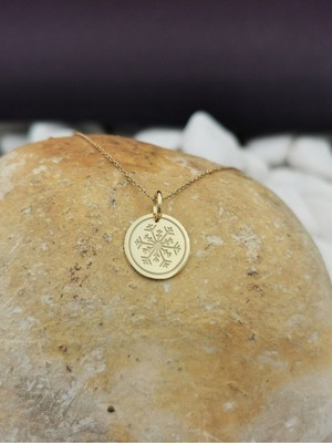 Has Altın Kaplama Işlemeli Kar Tanesi 925K Kolye