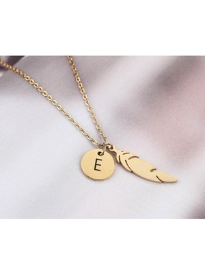 925 Ayar Gümüş Disk Harf ve Tüy Kolye