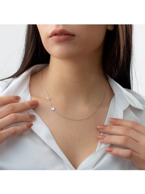 925 Ayar Gümüş Yan Model Harf Kalp Kolye