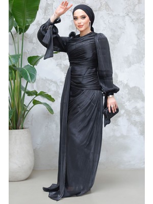 Kuyruk Detaylı Siyah Tesettür Abiye Elbise 48491S