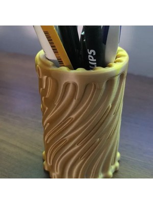 Modern Tasarımlı Sarı Kalemlik