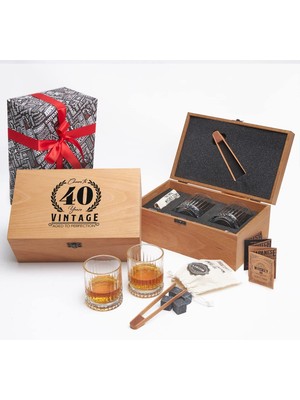 Mcreative Yaş Tasarımlı Ahşap Kutulu 2'li Glasgow Viski Kadeh Seti + 6 Soğutucu Taş