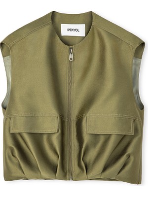 İpekyol Parlak Dokulu Cep Kapaklı Yelek IS1250007045022