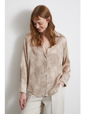 Never More V Yaka Desenli Saten Gömlek Yeşil