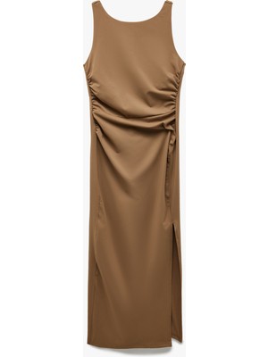 Koton Drape Detaylı Kolsuz Yırtmaçlı Midi Boy Kayık Yaka Elbise