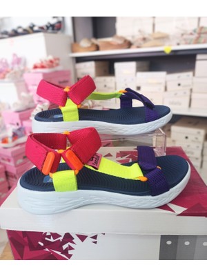 Çok Renkli Düz Taban Günlük Kadın Spor Sandalet