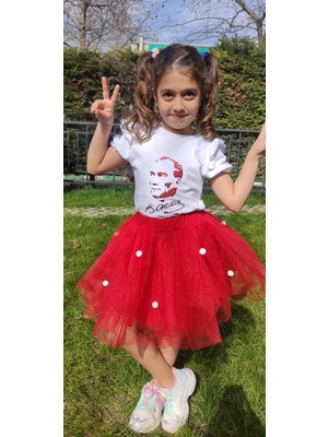 Novy Baby 23 Nisan Atatürk Baskılı Omuzu Kolu Fırfırlı Tişört Kız Çocuk - 2-9 Yaş - Beyaz Kırmızı Simli - 2088