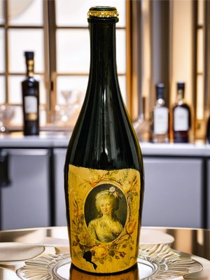 Susanna  Handmade  Şişe  Şamdan