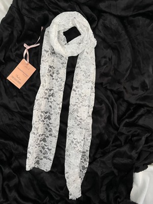 Nurcanilirboutique Beyaz Dantel Fular
