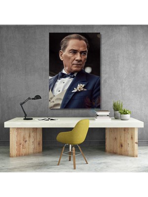 Karizmatik Renkli Atatürk Görseli Kanvas Tablo Dikey Duvar Tablosu