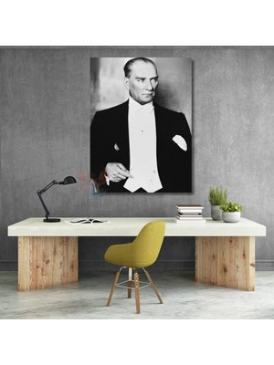 Siyah Beyaz Karizmatik Atatürk Görseli Kanvas Tablo Dikey Duvar Tablosu Ev Ofis Dekoru