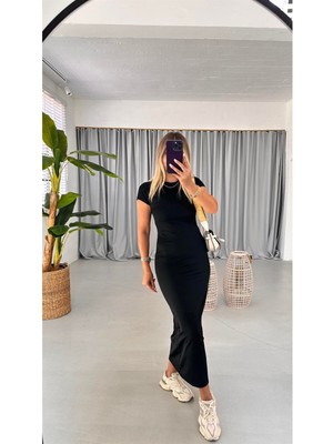 Kadın Kısa Kol Bisiklet Yaka Fitilli Kaşkorse Kumaş Siyah Renk Boy 135 cm