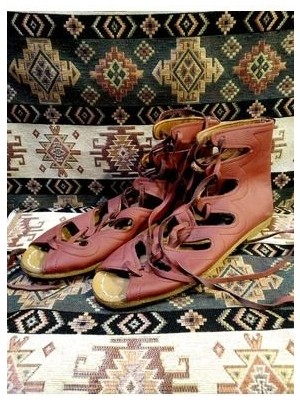 Yemeni (Çarık), Gladyatör Model, Bağcıklı Bot, Bordo Renk.