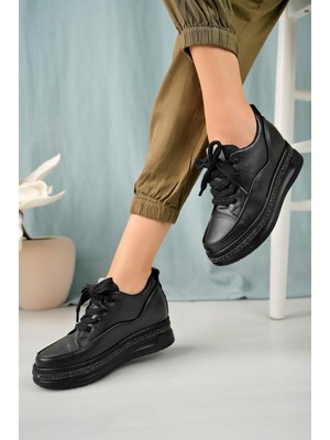 Gizli Topuk Taşlı Spor Ayakkabı