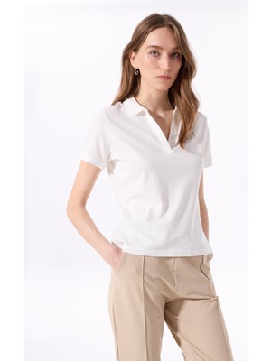 Beyaz Kadın Relaxed Düz Polo T-Shirt J5SL-TST7070