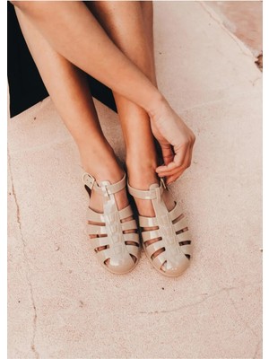 Igor Bıarrıtz S10258 Kadın Tokalı Sandalet