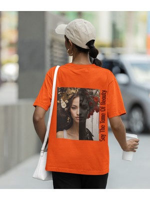 Terzili Giyin Kadın Oversize Sanatsal Baskılı Tişört – Say The Tame Of Beauty