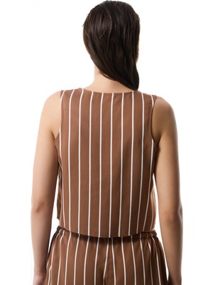 Marea Çizgili Bağlama Detaylı V Yaka Crop Top Üst