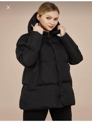 Meecy Kadın Siyah Kapüşonlu Şişme Mont