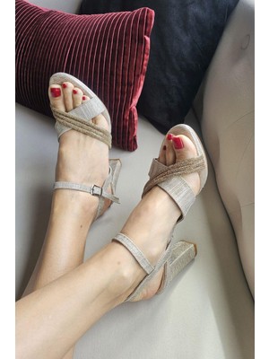 Topukla 10 1084 Ops Kadın Bilekden Bağlamalı Taşlı Kalın Topuklu Abiye Ayakkabı