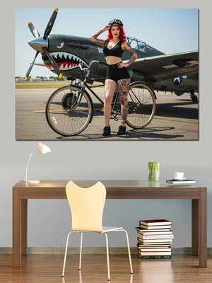 Savaş Uçağı Önünde Pin-Up Kız Dekoratif Kanvas - Mdf Ahşap Tablo