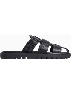 Calvin Klein Erkek Molded Flat Terlik Siyah Renkli Deri ile Günlük ve Şık Kombinler için Uygun