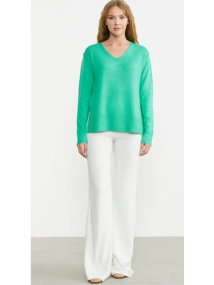 Salaş V Yaka Basic Triko Kazak