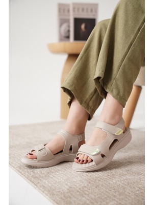 Daxtors D0670 Günlük Full Ortopedik Arkadan Lastikli Konforlu Sandalet