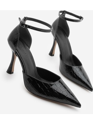 Marjin Kadın Stiletto Sivri Burun Bilekten Bağlamalı Croco Topuklu Ayakkabı Menlit