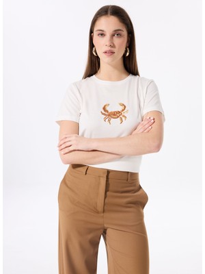 Fabrika Bisiklet Yaka Payetli Kırık Beyaz Kadın T-Shirt F5SL-TST0381