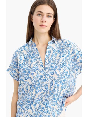 DeFacto Oversize Geniş Kalıp Çiçekli Kısa Kollu Bluz E7595AX25SP