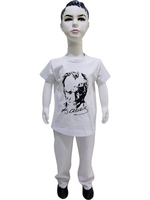 Kostüm Sarayı Atatürk Baskılı Beyaz Tişört Pantolon Takım