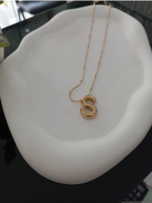 S Harfi Figürlü Çelik Kolye