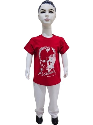 Kostüm Sarayı Atatürk Baskılı Kırmızı Tişört Beyaz Pantolon Takım