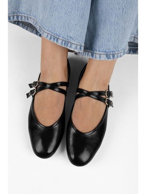 Shoeberry Kadın Fiesty Siyah Cilt Babet
