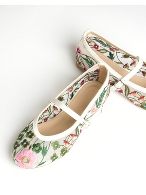 Fox Shoes U820085515 Beyaz/pembe File Çiçek Motifli Kadın Babet