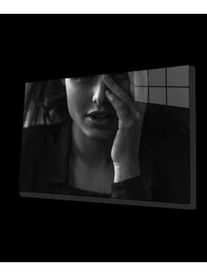 Siyah Beyaz Insan Fotoğrafları Kadın Cam Tablo