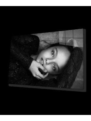 Siyah Beyaz Insan Fotoğrafları Kadın Cam Tablo