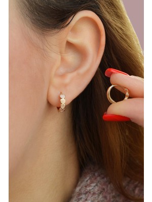 Sacce Scarves & Accessories Pudra Pembe Sıralı Kalpli Küpe Minimal Tasarım 10 mm