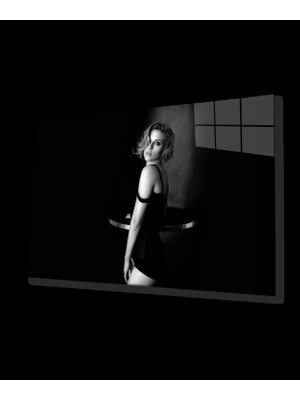 Siyah Beyaz Insan Fotoğrafları Kadın Cam Tablo