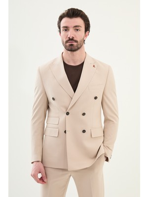 MCR Takım Sivri Yaka