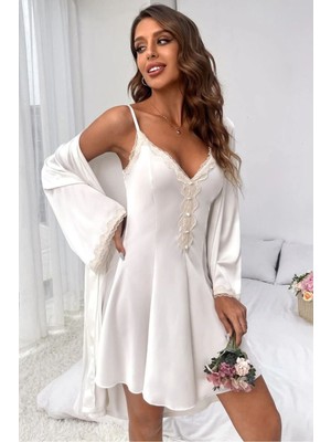Belle Vista Beyaz Saten Dantel Detaylı Mini Kuşakı Sabahlık