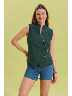 Hakim Yaka Çapraz Düğmeli Kolsuz Bluz