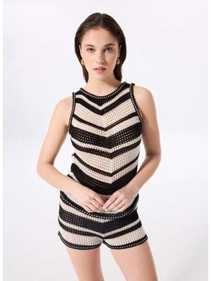 Fabrika Bisiklet Yaka Örgü Desenli Siyah - Ekru Kadın Bluz F5SL-BLZ0301