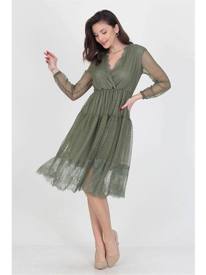 Neseli Butik Kruvaze Yaka Eteği Güpür Detaylı Yeni Sezon Elbise DP0010