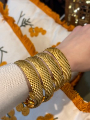 Polo Steel Miranis Altın Kaplama Bilezik – Gizemin ve Işıltının Buluşması